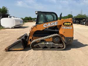 2021 Case TR310B Skid Steer Loader - Compact, puissant et économe en carburant - Product Image 2