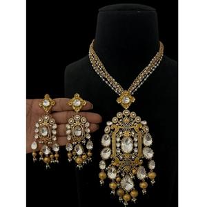 Ensemble collier et boucles d'oreilles tendance en laiton plaqué or avec moissanite, éblouissant et magnifique, cadeau pour femme, anniversaire de mariage - Product Image 3