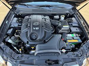 Kia A-manti 2008 d'occasion en bon état, sans réserve, 6100 miles, d'une seule famille, appartenue au propriétaire d'Arizona depuis l'achat. - Product Image 6