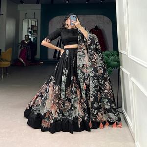 El último traje de diseñador Evergreen Venta caliente Tussar Silk Lehenga Choli & Dupatta con estampado floral Trabajo Mujer Exportador de moda - Product Image 1