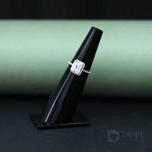 Anillo de diamante esmeralda de oro fino de 14KT Anillos de moda de diseño único para regalo de cumpleaños - Product Image 1