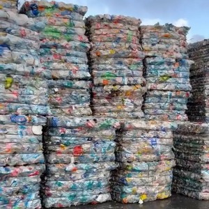 Compre botellas de PET de uso industrial, copos de chatarra, plástico azul transparente, material lavado limpio para exportación, calidad premium, entrega rápida - Product Image 3