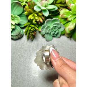 Anillo Ajustable de Plata de Ley Chapado en Oro Rosa con Turquesa Golden Hill de Rena Shelly, Joyería con Incrustaciones en Bisel, Regalo Elegante - Product Image 4
