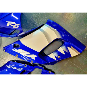 Kit Carene Moto Yamaha R6 1999-2002 in Plastica ABS Blu Nuove con Fori di Montaggio Pre-forati - Product Image 3