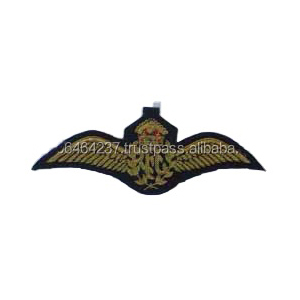 Insignias de bordado de forma hecha a mano con logotipo de marca de requisito de cliente alto hecho en Pakistán - Product Image 5