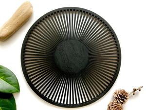 Eco-Friendly Natural <b>Wood</b> Carved <b>Trivet</b> Bumble Bee Pattern <b>Wood</b> Coaster for Hot Pots Sustainable Kitchenware Heat Insulation Pad - Product Image 3