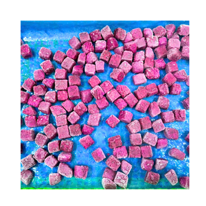 Cubos IQF de fruta de dragón rojo congelado de alta calidad de Vietnam Tropical Taste Vibrant Color Export Ready - Product Image 3