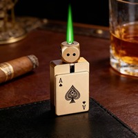 Briquet rotatif en forme de carte à jouer, briquet portable en métal coupe-vent, adapté aux voyages et au camping.