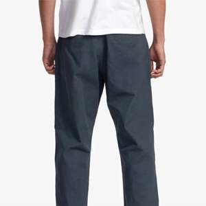 Pantalones chinos resistentes a las arrugas para hombre: suaves y cómodos, perfectos para uso informal de negocios y uso diario - Product Image 3
