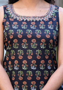 Último Diseño, Hermoso Patrón Sólido, Prenda Teñida, Ropa Lista para Usar para Mujer, Tela de Algodón, Silueta en A Negra, Kurti con Pantalón a Juego - Product Image 5