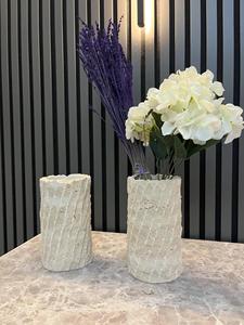 แจกันหินทราเวอร์ทีนทำมือ ดีไซน์ลายร่องทันสมัย เพิ่มความสง่างามอย่างเป็นธรรมชาติและสไตล์เหนือกาลเวลาให้กับทุกพื้นที่ตกแต่ง - Product Image 3