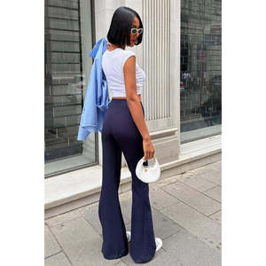 Pantalones Españoles para Mujer 0090 con Detalle de Fruncido y Hebilla - Product Image 3