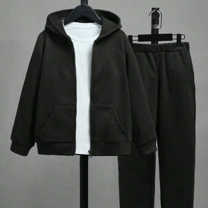 Survêtement pour enfants avec étiquettes de marque personnalisées polaire douce et respirante design tendance coutures durables impression par sublimation commandes en gros - Product Image 2