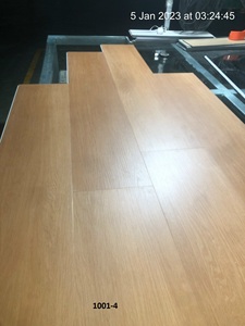 Modernas y Elegantes Baldosas de PVC SPC Antideslizantes e Impermeables de 4.5mm 5mm 6mm para Baño e Interiores - Product Image 3