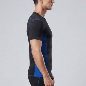 T-shirts de compression modernes avec technologie de séchage rapide, coupe confortable pour les athlètes et les séances d'entraînement quotidiennes - Product Image 5