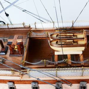 Maqueta de Madera Curvada de 80 cm del HMS Victory, Réplica Náutica Hecha a Mano, Soporte de Exhibición para Barcos, Decoración de Arte Antiguo Pintado para el Hogar - Product Image 6