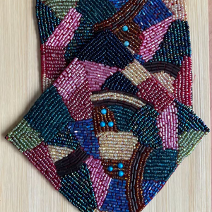 Posavasos de Cuentas Hechos a Mano de Alta Calidad - Posavasos Boho con Logotipo Personalizado, Respaldo de Poliéster Ecológico (Tamaño Personalizado) Multi Artesanía - Product Image 6