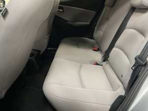 YAR-IS SEDAN LE USADO, Volante a la Izquierda, Tracción en las Cuatro Ruedas, Neumáticos R15, Interior Claro, Asientos de Cuero - Product Image 6