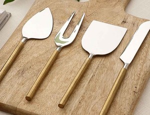 Juego de cuchillos para queso chapados en oro de acero inoxidable de la mejor oferta con esparcidor rebanador de queso utilizado para restaurante Home Hotel - Product Image 2