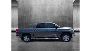 Toyota Tundra SR5 CrewMax 2021, benne de 5,5 pieds, moteur 5,7 L, 4x4, état impeccable - Product Image 3