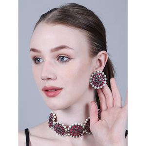 ผ้าส่าหรีสีแดงเลือดหมูทรงกลม ปักลายมุกสีขาว สำหรับงานแต่งงาน - Product Image 5