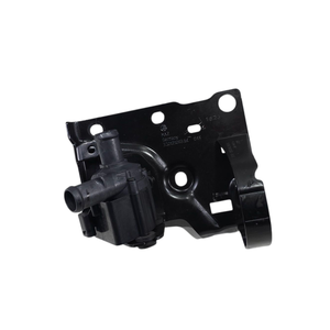 POMPE À EAU AUXILLAIRE AUDI Q3 Série (F3B) 5Q0965561B DTS Diesel 2000 (18>) - Product Image 1