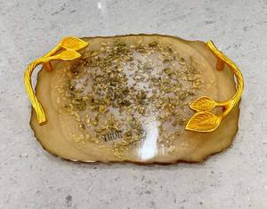 Plateau décoratif en résine avec poignées en or Plateau en résine véritable Bijoux faits à la main Plateau à parfum fourre-tout pour comptoir de coiffeuse - Product Image 2