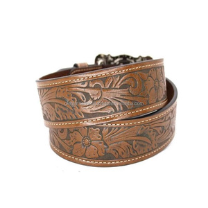 Cinturón de herramientas de cuero genuino occidental de la mejor calidad para hombres cinturón de vaquero en relieve de hoja tallada a mano con hebilla cuadrada de diseñador - Product Image 1