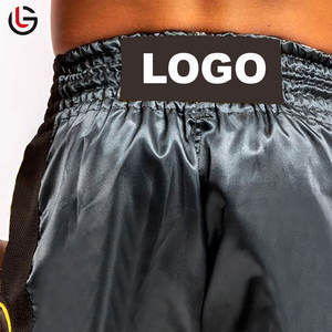 Nueva llegada Muay Thai Fight Shorts Pantalones cortos de entrenamiento bordados personalizados Entrenamiento deportivo Unisex Muay Thai short para hombres - Product Image 3