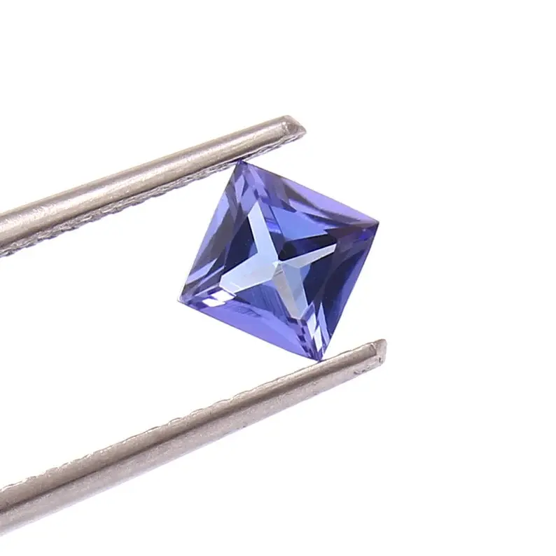 Quadrato taglio principessa 4mm riscaldato blu Tanzanite sfaccettato gemma a prezzo all'ingrosso per la creazione di gioielli