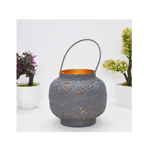 Premium Vantage Métal Gravure Découpe Gris Lanterne Suspendue Suspendue T-Light Votive Terrarium Marocain T-Light Votive Pour La Décoration - Product Image 4