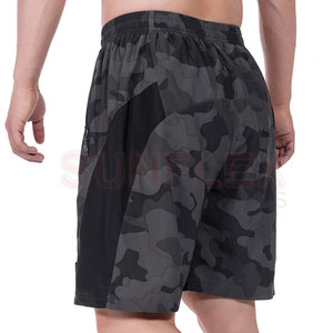 Shorts de football pour adultes en direct d'usine - 100% polyester, légers, séchage rapide, respirants, avec couleurs et logo personnalisés - Product Image 4