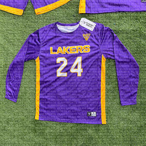 Maillot de basket-ball 2026 style uniforme – Couleurs personnalisées, motifs de bandes latérales, esprit scolaire, grande taille, injection directe - Product Image 4