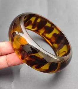 สร้อยข้อมืออะคริลิคเรซิ่นแฟชั่นแบบไม่สม่ำเสมอกำไลข้อมือใหญ่สำหรับผู้หญิงสร้อยข้อมือทรงเรขาคณิต - Product Image 4