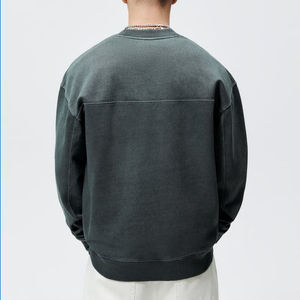 High Quality <b>Crewneck</b> Long Sleeve Plain Sweatshirts Quick Dry Breathable Crew Neck Oversized Sweatshirt Wholesale OEM Customized - Product Image 2