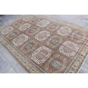 Alfombra de 6.3x9.5 pies, Alfombra Turca Vintage, Alfombra con Estampado Animal Marrón - Product Image 2