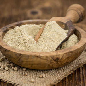 Poivre noir et blanc du Vietnam séché de haute qualité, cru, épicé, de qualité supérieure - Product Image 3