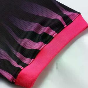 Conjunto de Camiseta de Fútbol Sublimada Transpirable de Buena Calidad, Diseño de Uniforme Personalizado OEM - Product Image 3