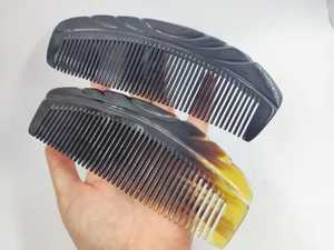 Peigne en corne de buffle pour cheveux Peigne Extension de cheveux Couleur pleine corne naturelle pour cheveux avec la meilleure qualité au Vietnam - Product Image 6