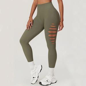 Vêtements de fitness de bonne qualité personnalisés en différentes tailles Leggings pour femmes fabriqués au Pakistan Leggings pour femmes en 100% coton de haute qualité - Product Image 1