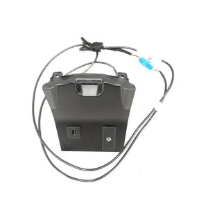 Presa AUX/USB per Mercedes Classe B W246 2a Serie A2468230411 (12>) - Product Image 2