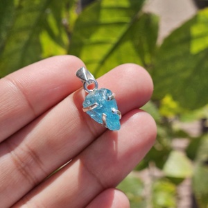경량 인박석 거친 실버 클로 설정 펜던트 참 펜던트 유형 - Product Image 1