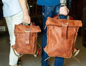 Crazy Horse cuir Roll Top sac à dos Vintage pochette d'ordinateur à la main hommes voyage sac à dos LRTB-0040 - Product Image 1