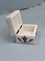 Portagioie in marmo blu moderno con motivi floreali e forma quadrata | Vendita all'ingrosso elegante e soluzione regalo