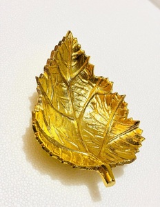 Latest Design Leaf Home Decorative Serving Leaf Kitchenware Home Decoration Available Aluminum And Brass Leaf Bowl - Product Image 2