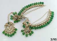 Ensemble de boucles d'oreilles pendantes plaquées or, imitation perle et zircon, motif floral ethnique, style Mangtikka, pour femmes, vente en gros, dernière collection indienne