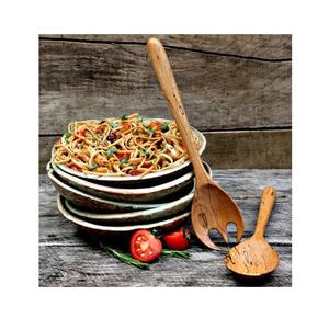 Le dernier logo personnalisé naturel écologique accepte la cuillère à fente en bois - Product Image 1