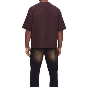 Camiseta Oversize de Peso Pesado para Hombre con Tela Gruesa y Corte Moderno Inspirado en el Estilo Urbano en Venta - Product Image 6