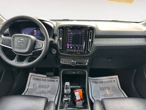 Vo_lvo XC40 B5 Plus Bright Theme 2023 d'occasion en excellent état - Product Image 4