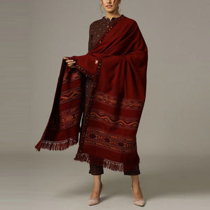 Wholesale Best Quality Custom Design Winter Wear <b>Women</b> <b>Shawls</b> / Comfortable Professional Fabric Made <b>Women</b> <b>Shawl</b> - Product Image 2